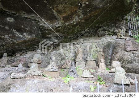千葉縣鋸山1500尊羅漢像 137135004
