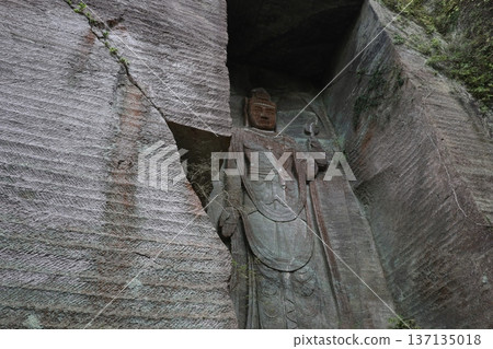 拉普達之牆與百尺觀音菩薩 [千葉縣鋸齒山] 137135018