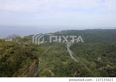 Tokyo Bay as seen from Nokogiriyama Observatory [Chiba Prefecture] 137135021