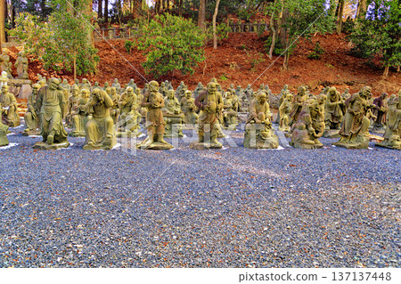 雲仙寺的五百個夥伴 雲仙寺的五百個夥伴 137137448