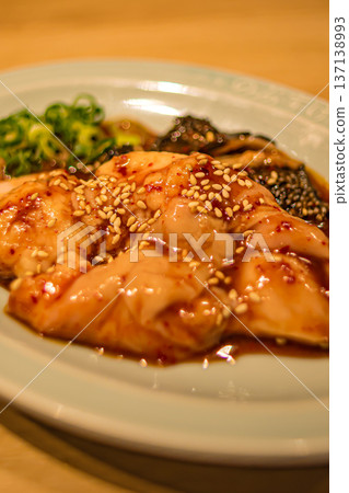 餐桌照片和餐點 137138993