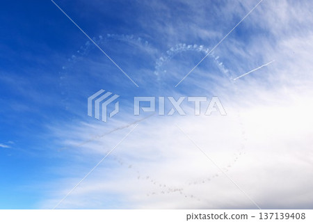 Cupid Heart Mark 137139408