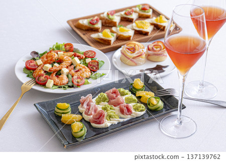 Party hors d'oeuvre Party hors d'oeuvre 137139762