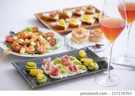 Party hors d'oeuvre Party hors d'oeuvre 137139763