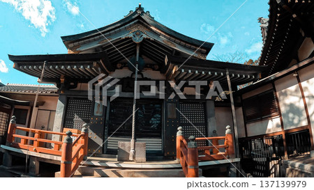 Shichimendo Hall of Honkoji Temple in Kugahara, Ota Ward, Tokyo Shichimendo Hall of Honkoji Temple in Kugahara, Ota Ward, Tokyo 137139979