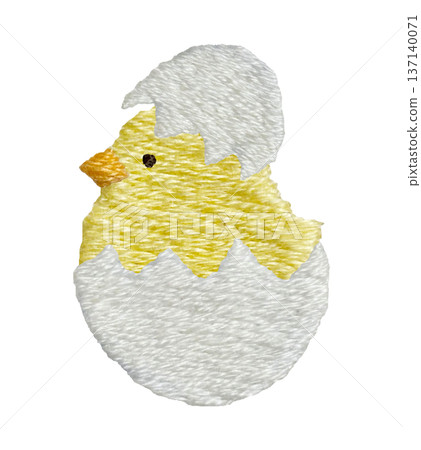 【蛋和側躺的小雞】手工刺繡插畫素材 137140071
