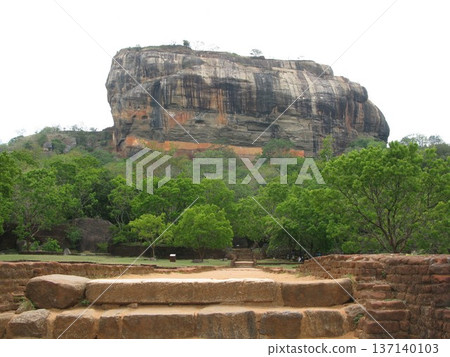 斯里蘭卡錫吉里亞岩 137140103