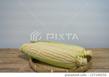 White corn as sweet as fruit White corn as sweet as fruit 137140250