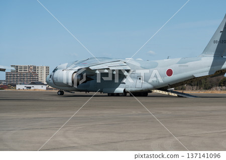 C-2 transport aircraft 137141096