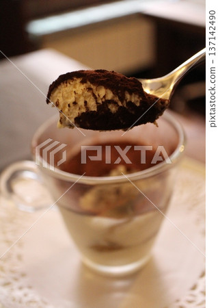 Tiramisu at a restaurant in Venice 137142490