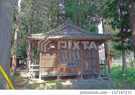 Susukisui Shrine (Matsumoto) 137147232