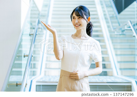 美學家的女人 137147296