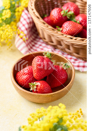 Amaou strawberries from Fukuoka Prefecture served on a plate Amaou strawberries from Fukuoka Prefecture served on a plate 137147606