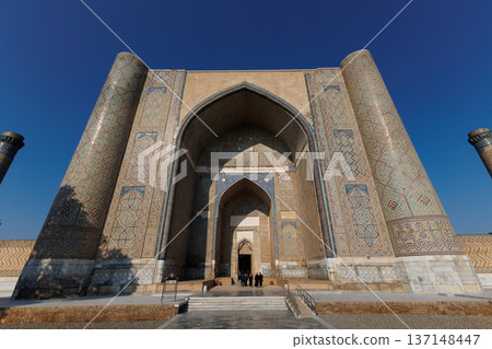 烏茲別克撒馬爾罕的比比哈努姆清真寺 烏茲別克撒馬爾罕的比比哈努姆清真寺 137148447