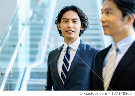 辦公室商人 辦公室商人 137148563