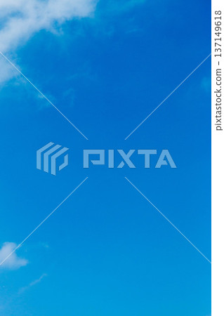  藍天和雲彩 137149618