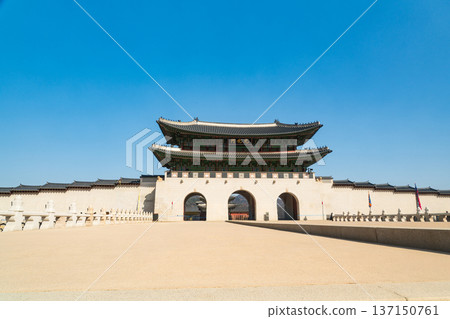 Seoul, South korea - Feb. 28, 2026 : Gwanghwamun is the main and south gate of the palace Gyeongbokgung, in Jongno District, Seoul, South Korea. Seoul, South korea - Feb. 28, 2026 : Gwanghwamun is the main and south gate of the palace Gyeongbokgung, in Jongno District, Seoul, South Korea. 137150761