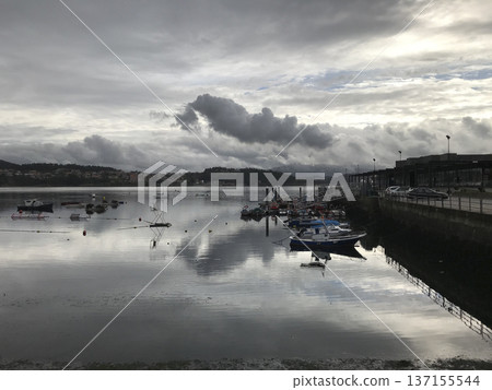 port of combarro 137155544