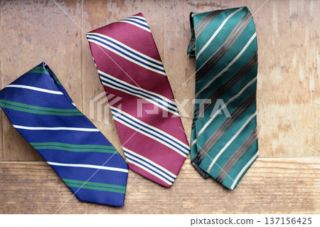 英美條紋領帶，三條領帶 137156425