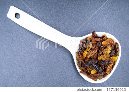 beautiful texture ripe of natural raisins on background 137156913
