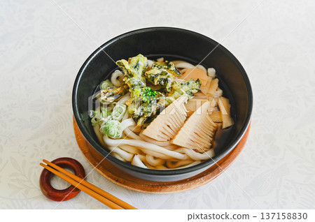 Rape blossom and bamboo shoot udon Rape blossom and bamboo shoot udon 137158830