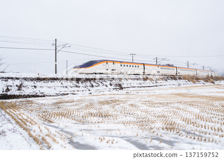 [Yamagata Line] Shinkansen Tsubasa train running through snowy scenery 137159752