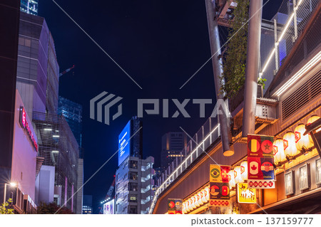 東京澀谷市中心夜景 137159777