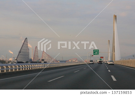 Morning Cruise Nagashima Spa Land and Isewangan Expressway [Kuwana City, Mie Prefecture] 137159853