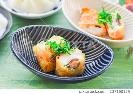 油炸腐皮卷 油炸腐皮卷 137160199