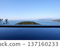 The blue sea seen from the hot spring 137160233