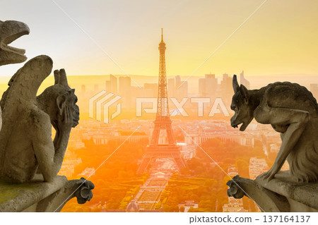 Eiffel Tower and Paris cityscape 137164137