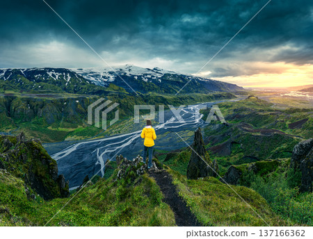 Dramatic view of Valahnukur viewpoint among volcanic mountain and glacier river in Thorsmork 137166362