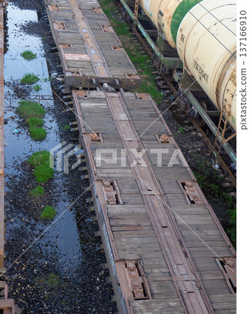 Empty freight train cars. Cars without a roof. Freight transportation. Empty freight train cars. Cars without a roof. Freight transportation. 137166910