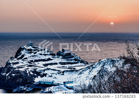 Winter view of the Sea of Japan and sunrise from Otaru Shukutsu Panorama Observatory Winter view of the Sea of Japan and sunrise from Otaru Shukutsu Panorama Observatory 137168283