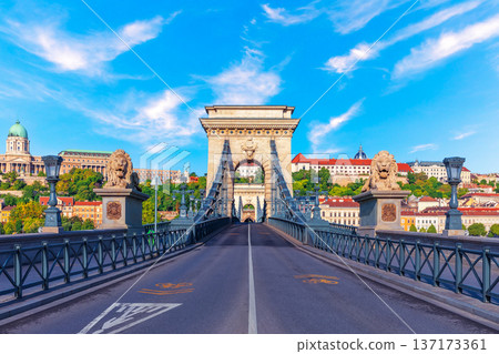 Chain Bridge over the Danube, popular place of visit, Budapest, Hungary Chain Bridge over the Danube, popular place of visit, Budapest, Hungary 137173361