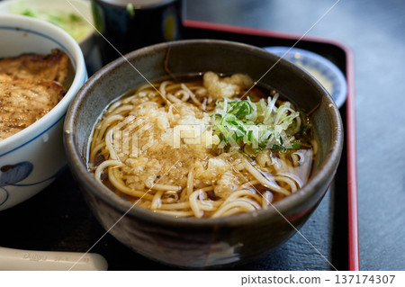 浣熊蕎麥麵 137174307