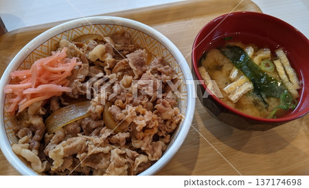 beef bowl beef bowl 137174698
