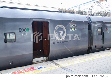 特快列車 Kirameki 登機口 特快列車 Kirameki 登機口 137176482