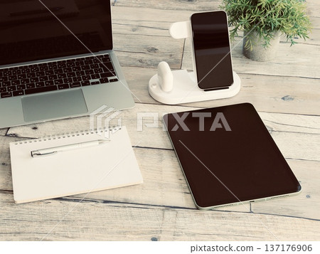 Business items, digital devices, antique and retro styles 137176906