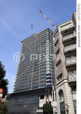 埼玉市浦和站西出口重建大樓施工現場 137177371