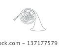 極簡風格的法國號線條畫插圖 137177579
