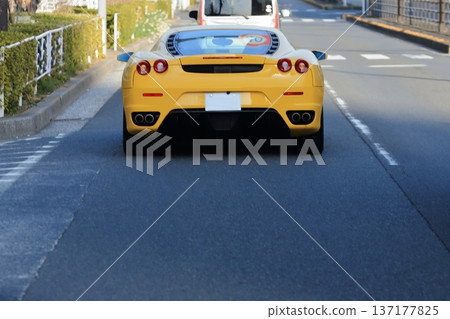 Italian sports car 137177825