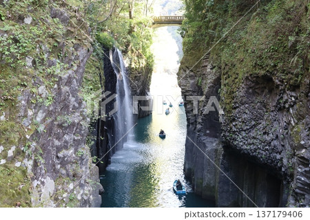 (Takachiho Gorge) Landscape with a waterfall (Takachiho Gorge) Landscape with a waterfall 137179406