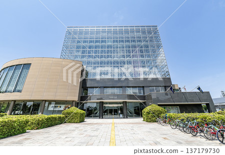 位於北海道帶廣市的十勝廣場是一個綜合設施。 位於北海道帶廣市的十勝廣場是一個綜合設施。 137179730