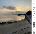 View of Hakata Bay at dusk from the coast in Higashi Ward, Fukuoka City 137181240