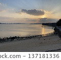 View of Hakata Bay at dusk from the coast in Higashi Ward, Fukuoka City 137181336