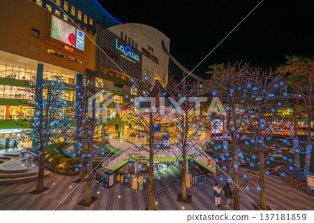 Illuminations and night views at Tokyo Dome City LaQua [Bunkyo Ward, Tokyo] 137181859