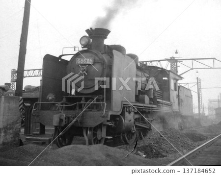 Hachiroku waiting at the engine depot Hachiroku waiting at the engine depot 137184652