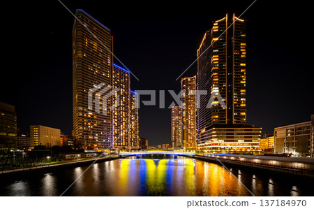 Tokyo Harumi Kachidoki Tower Apartments Night View Tokyo Harumi Kachidoki Tower Apartments Night View 137184970