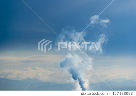 Smoke from the factory rises into the winter sky06 Smoke from the factory rises into the winter sky06 137188098